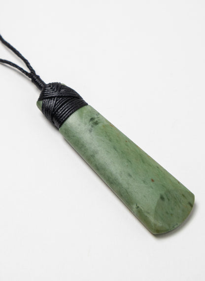 Pounamu Cross Over Pendant