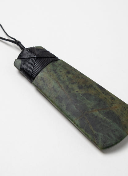Pounamu Cross Over Pendant