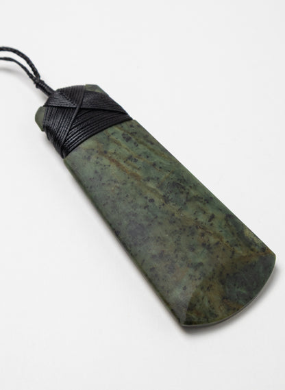 Pounamu Cross Over Pendant