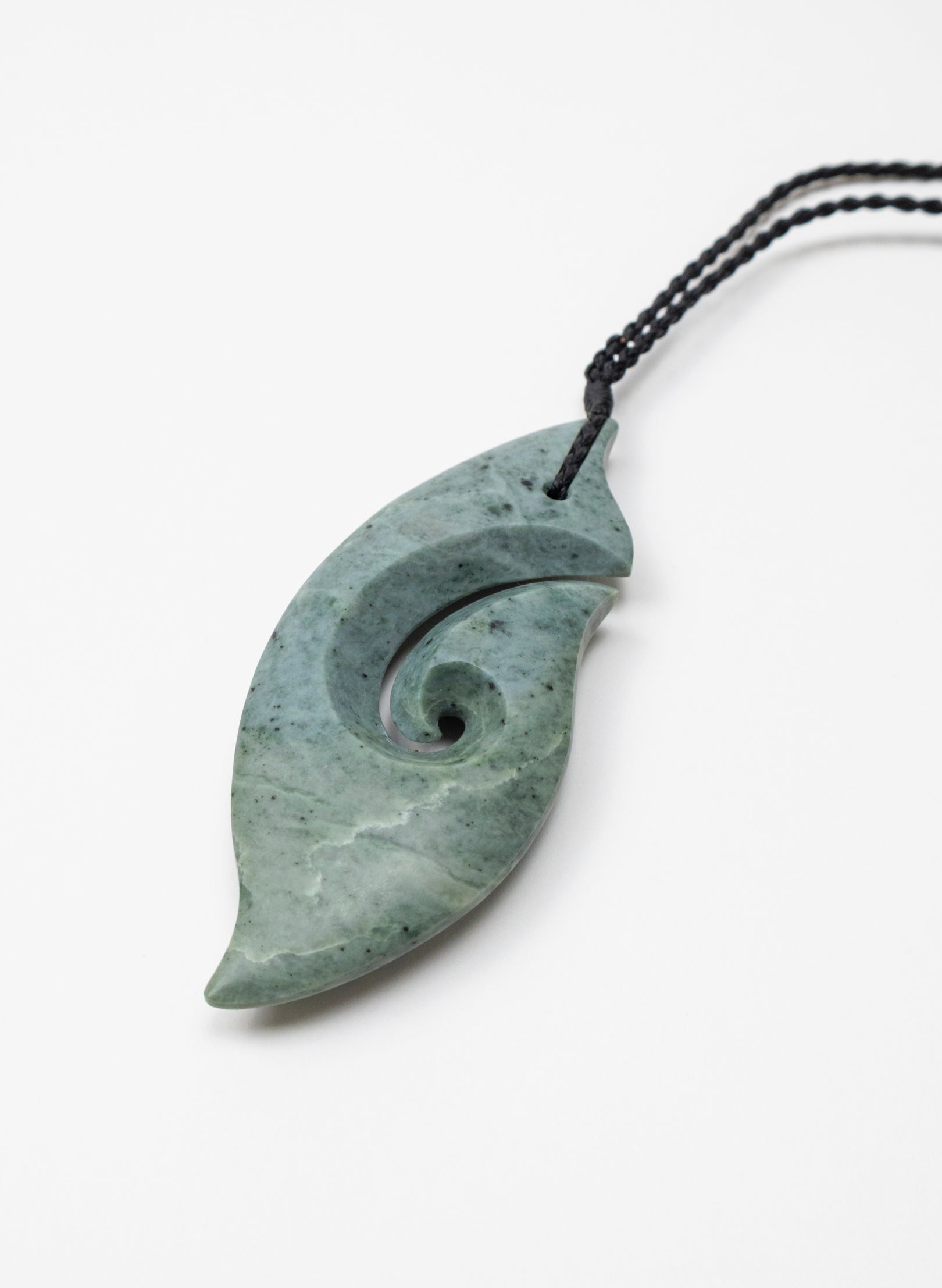 Pounamu Hei Matau