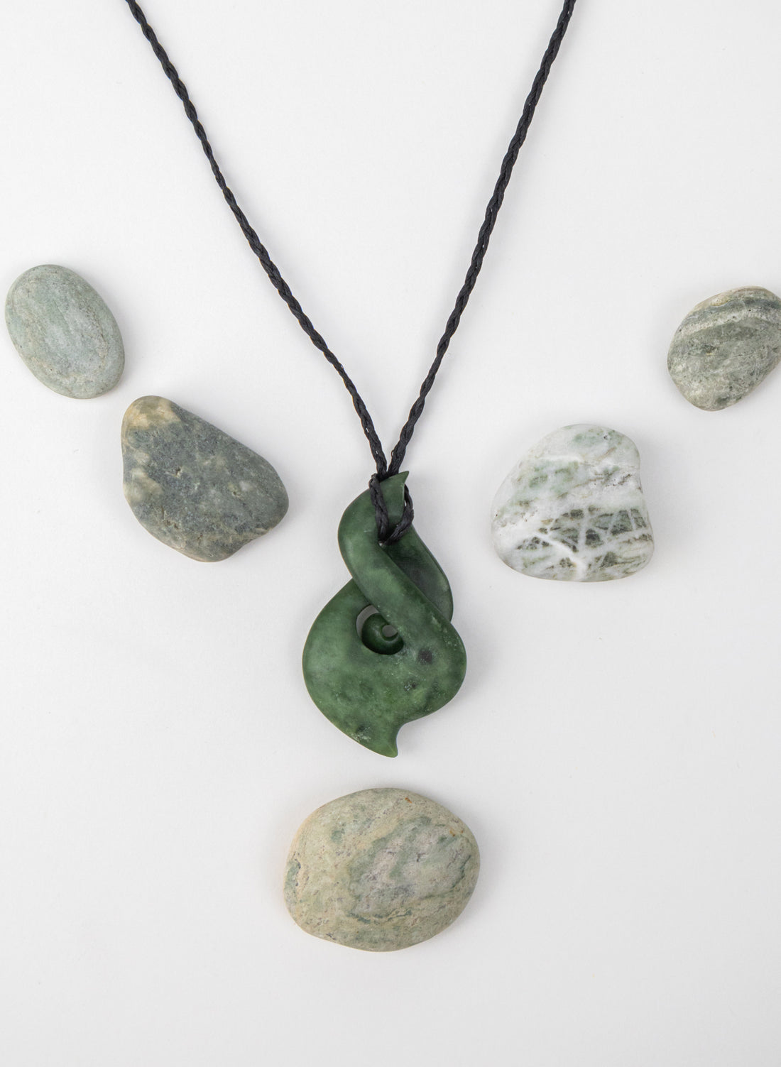 Twist Leaf Pounamu Pendant