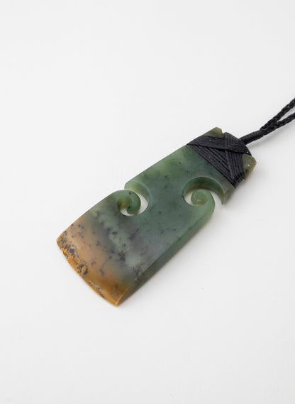 Toki Double Hokitika Pounamu