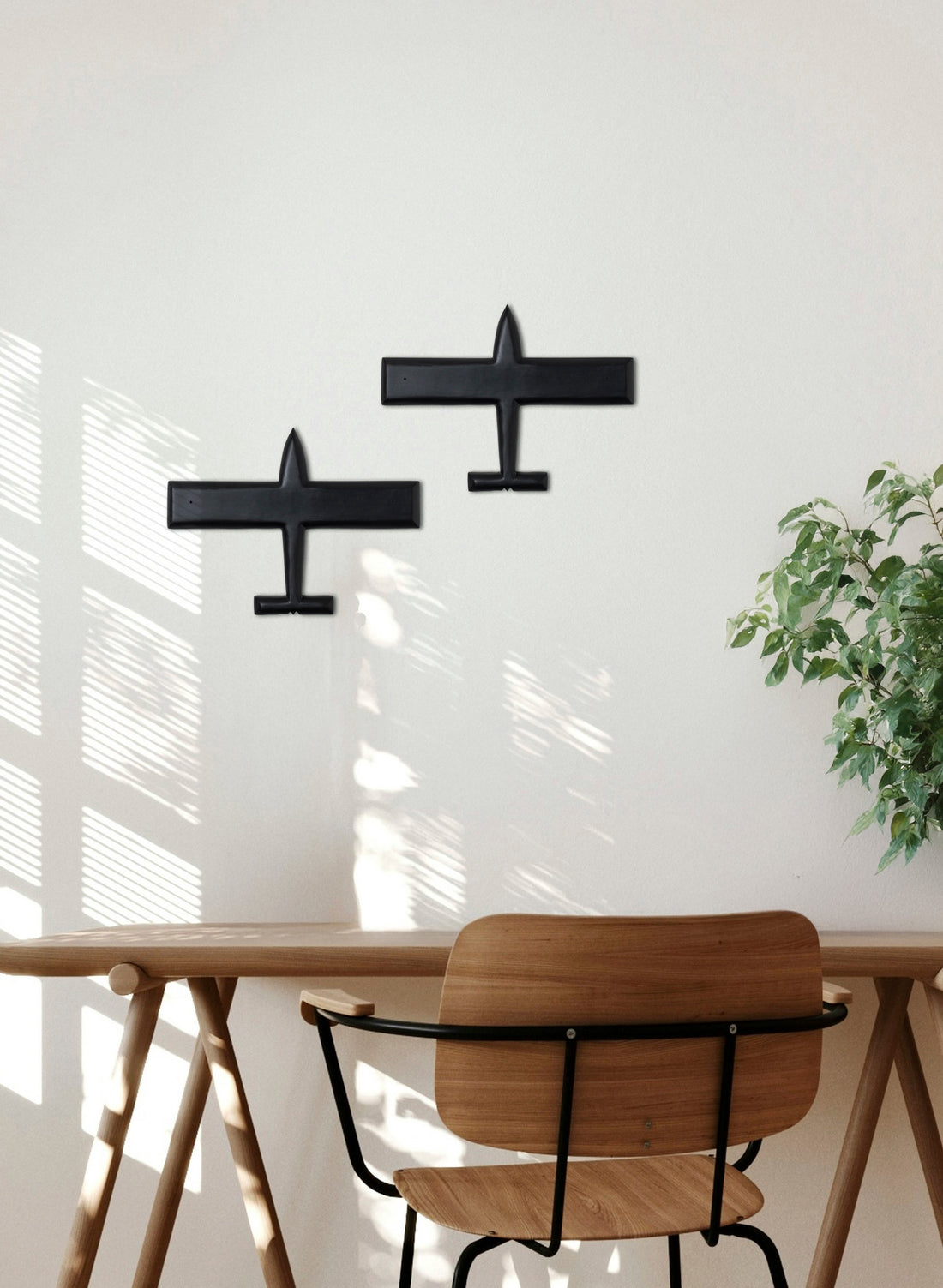 Black Square Wing Resin Plane