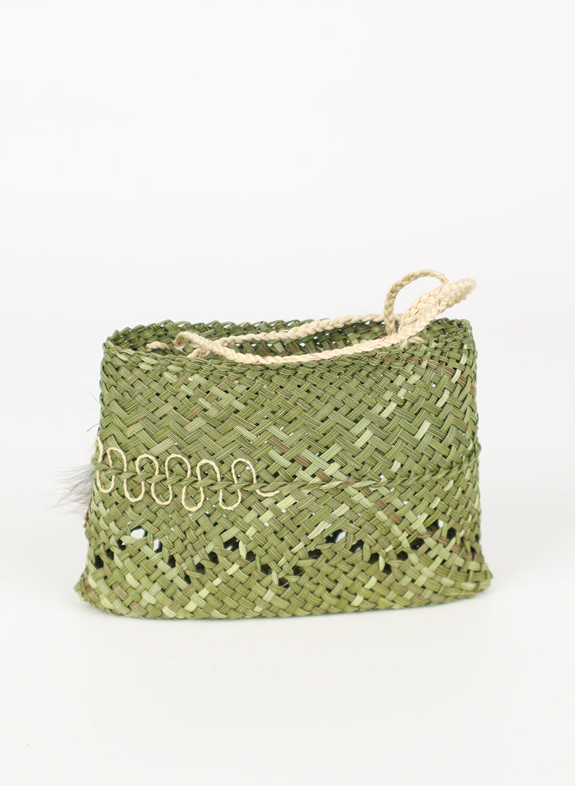 Nga Kete Matauranga, Te Kete Tuatea (Basket of light) - Meleta Bennett