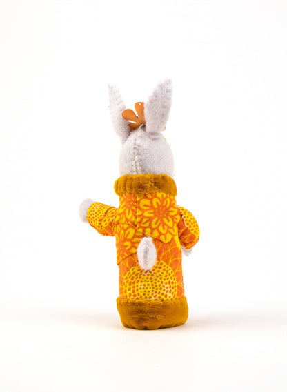 Fleur Rabbit Queen