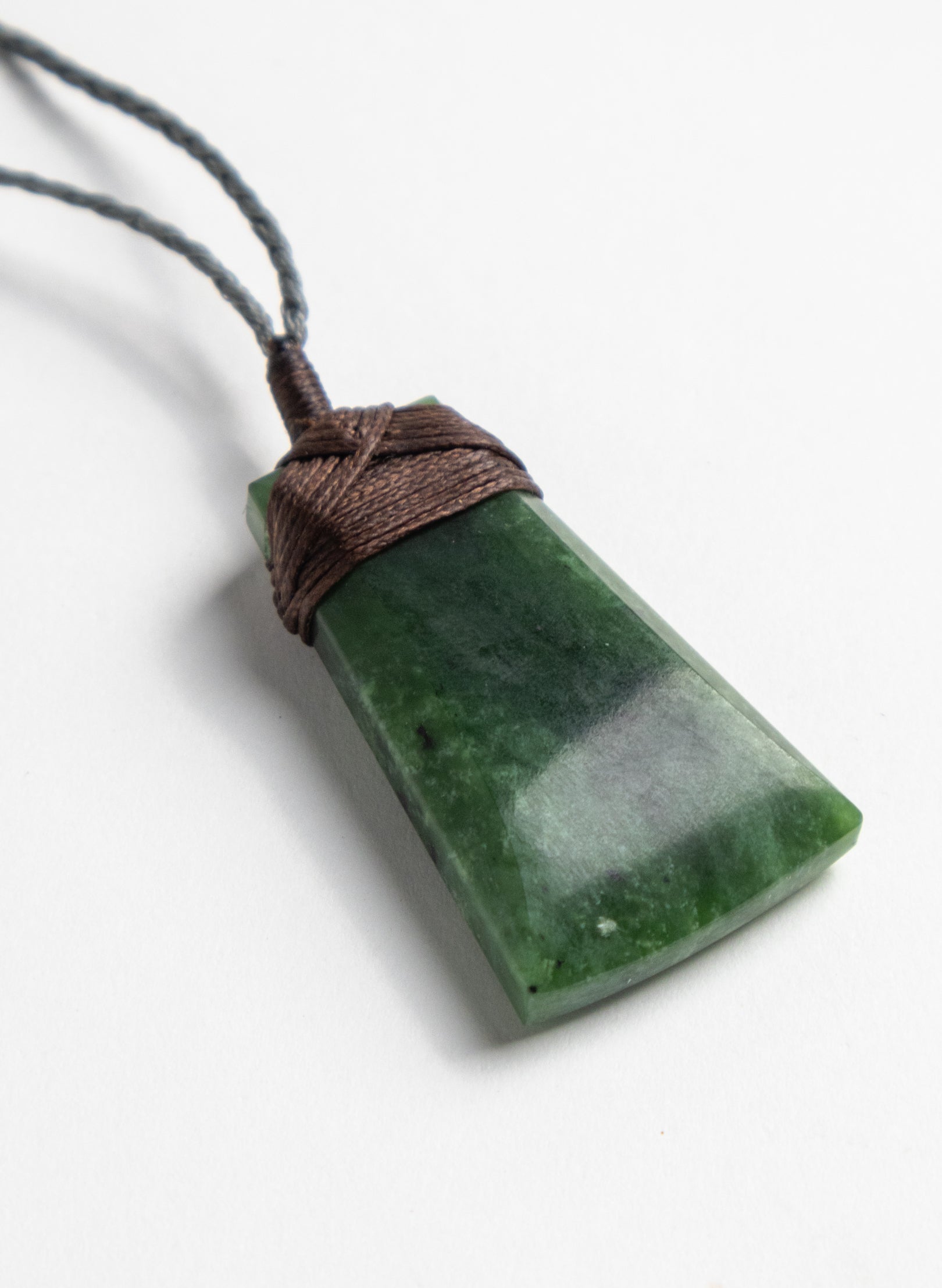 Bound Pounamu Toki