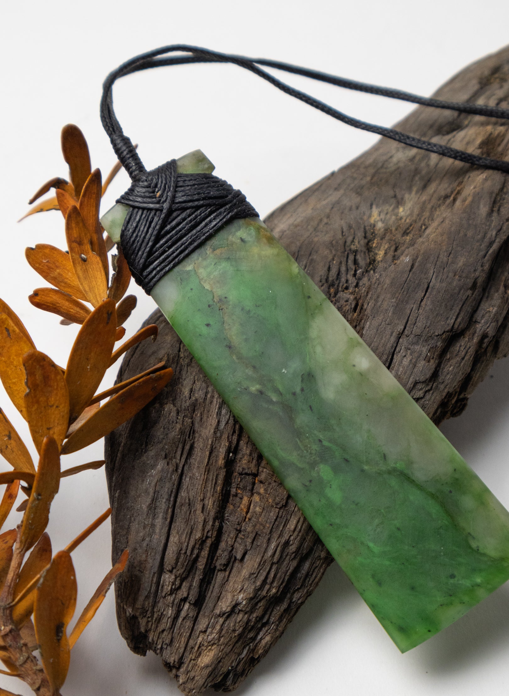 Large Crossover Pounamu Toki