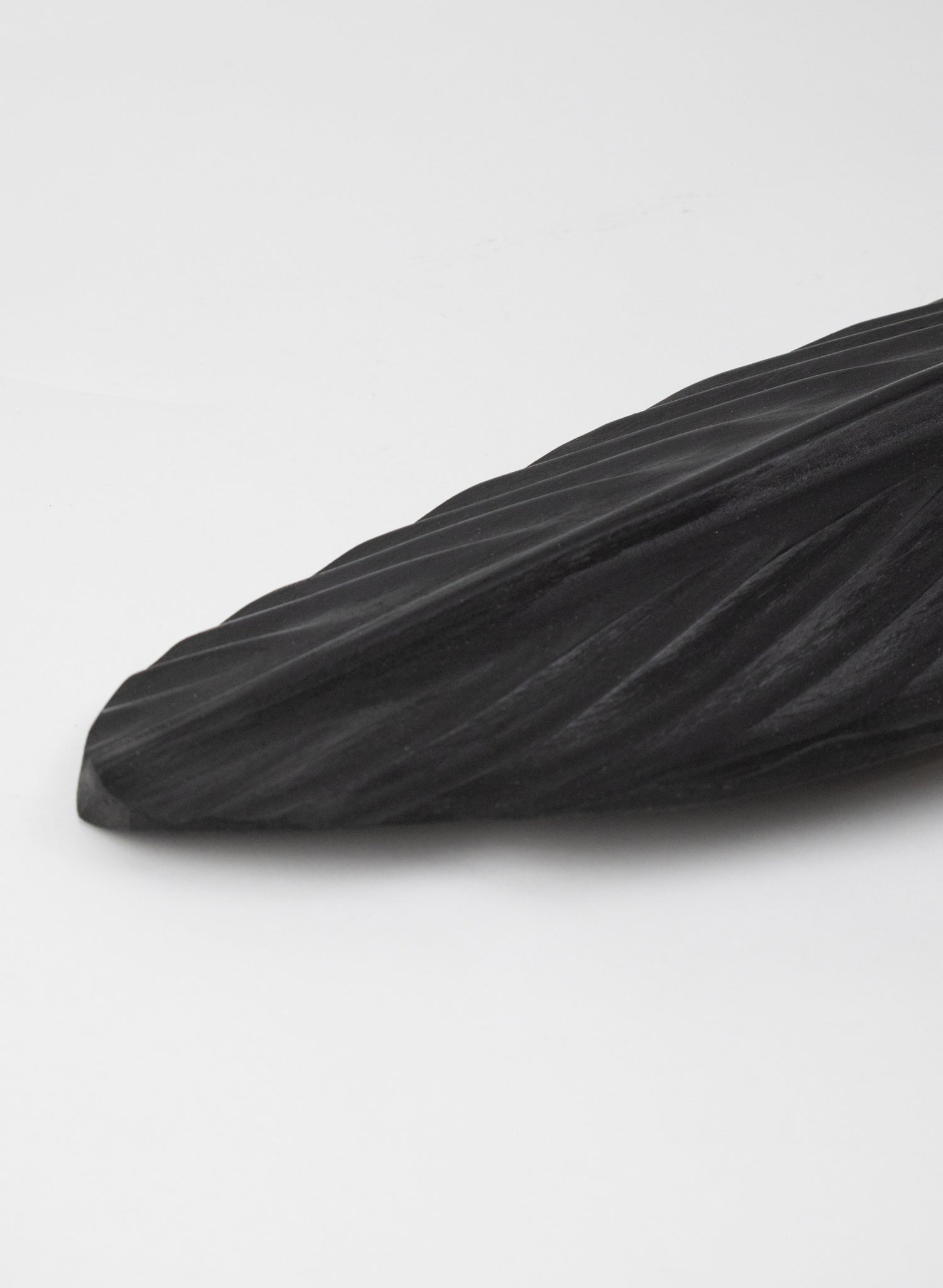 Tui Feather 905mm - Black Swamp Kauri