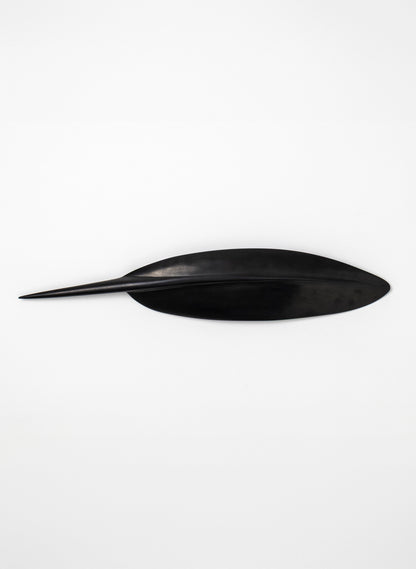 Tūī Feather Swamp Kauri 475mm