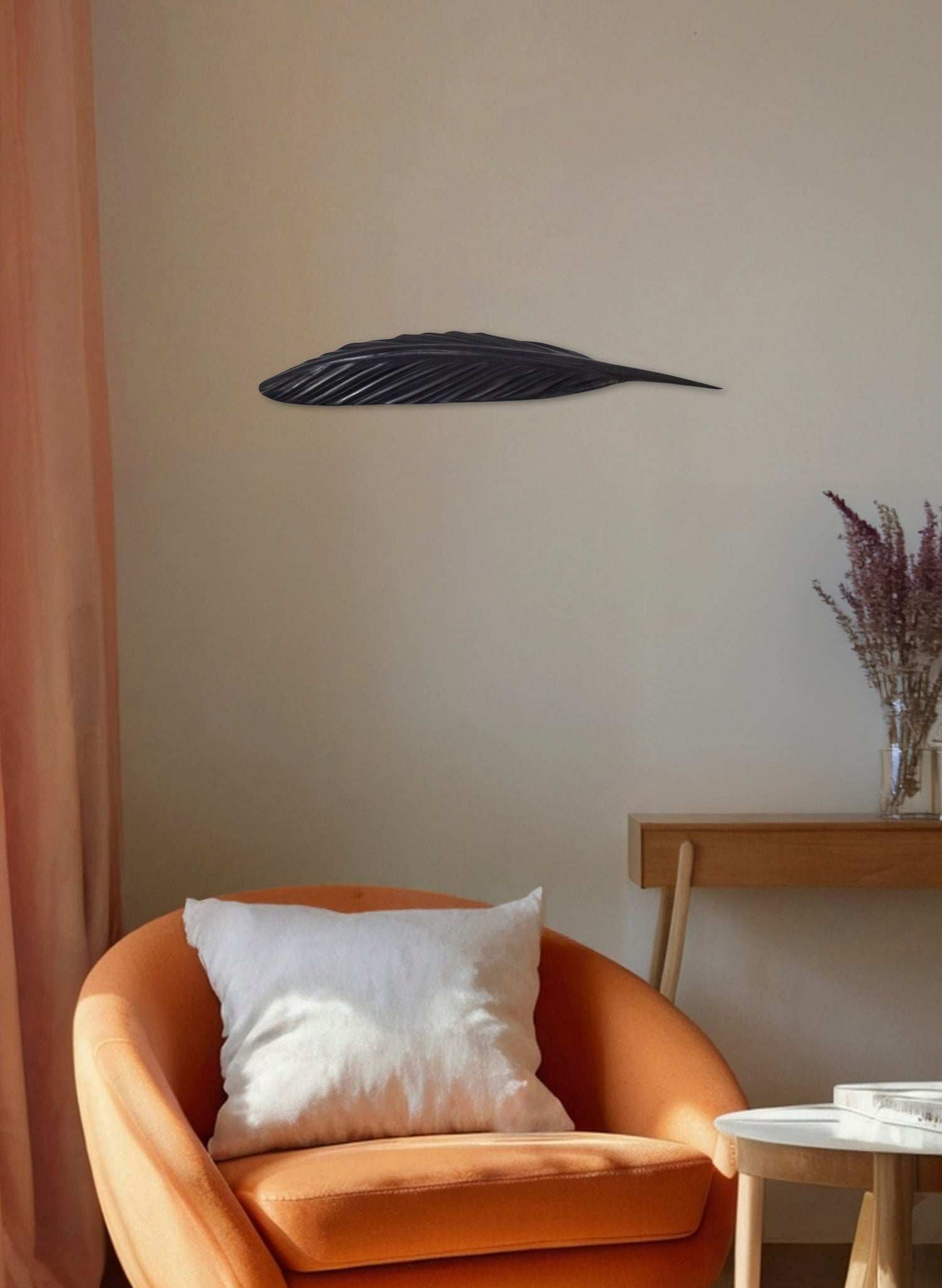 Tūī Swamp Kauri Feather 630mm