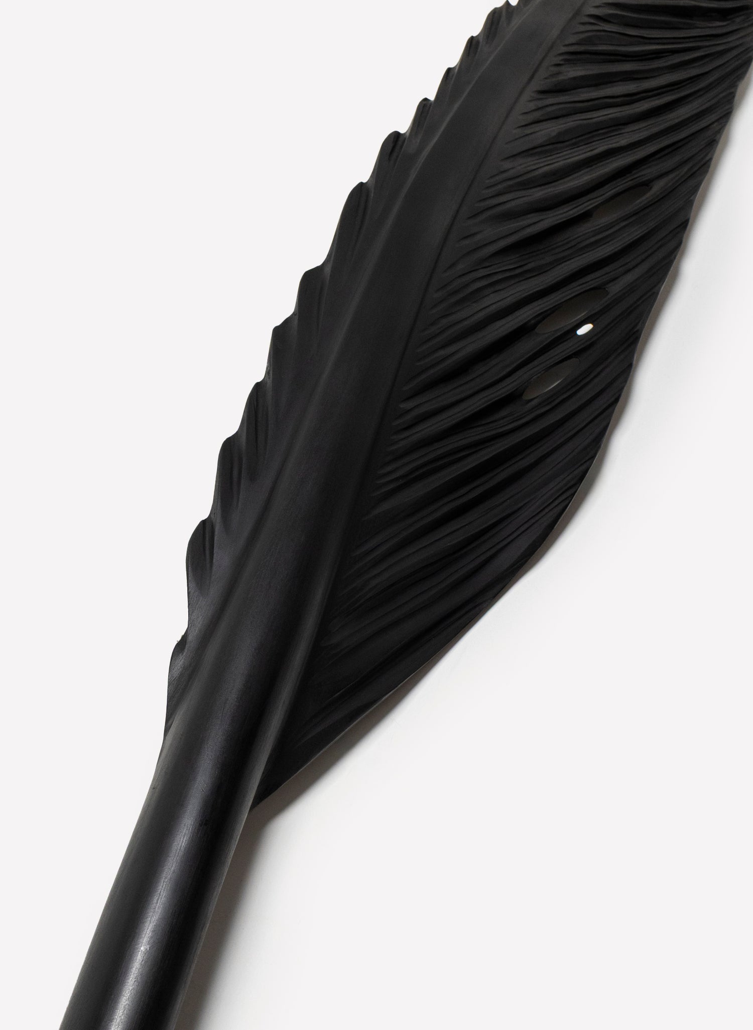 Tūī Swamp Kauri Feather 2500mm