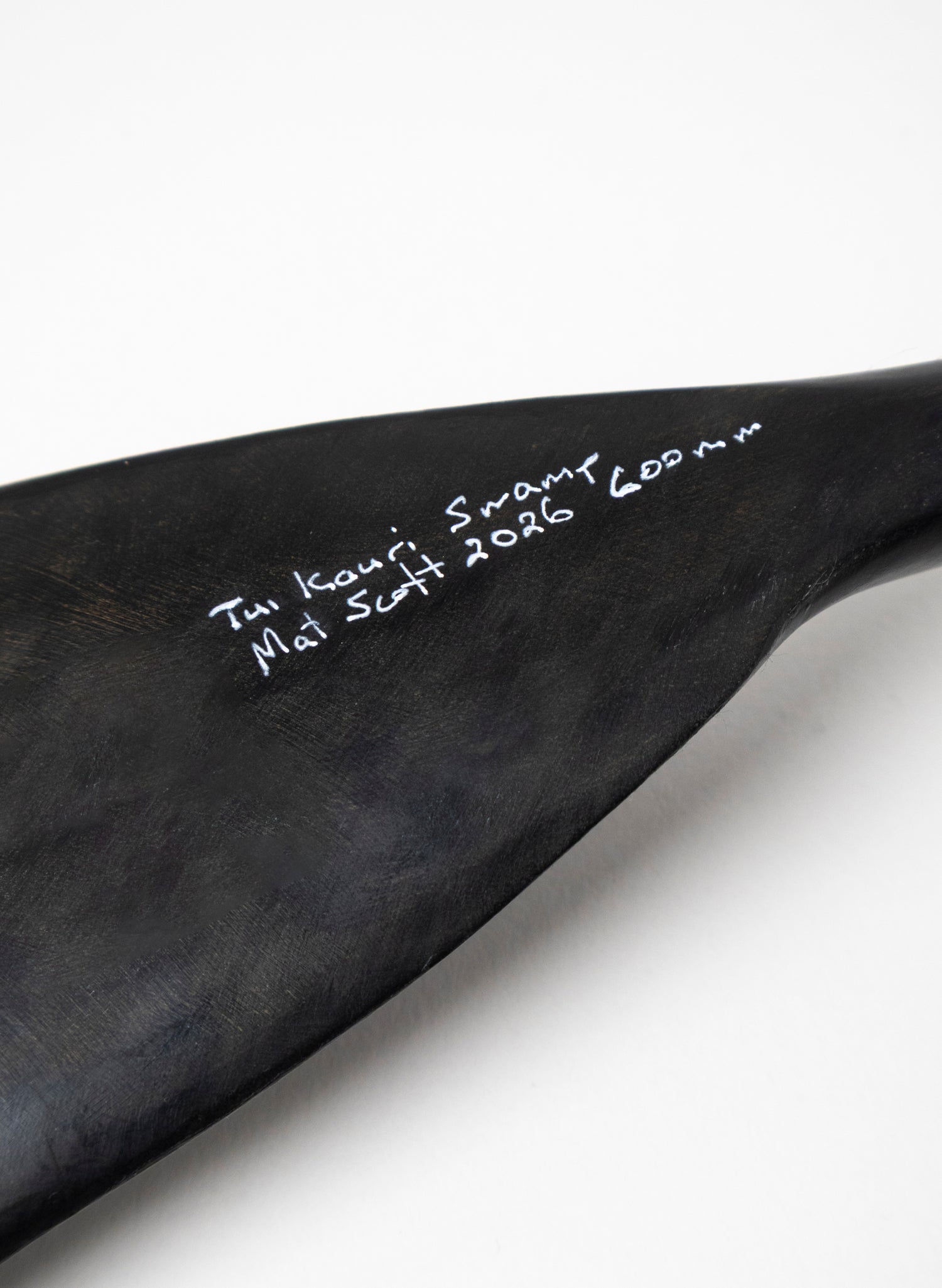 Tūī Swamp Kauri Feather 600mm