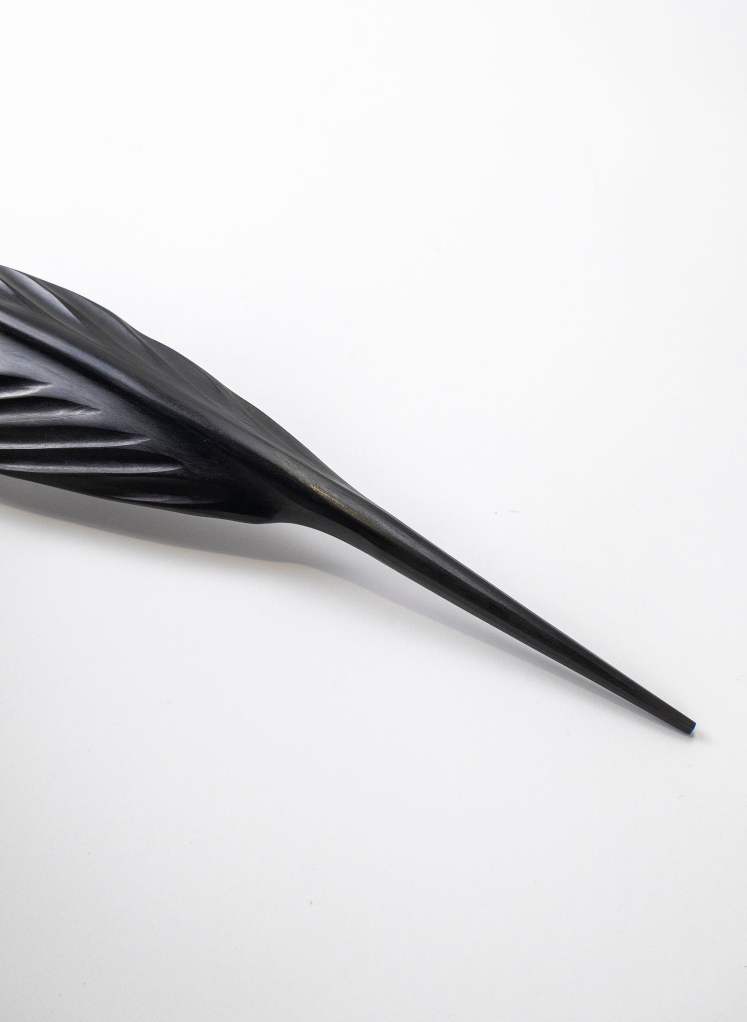 Kahui Swamp Kauri Feather 480mm