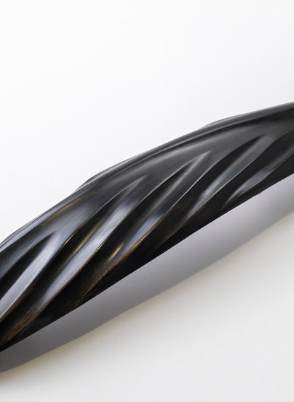 Tūī Swamp Kauri Feather 525mm