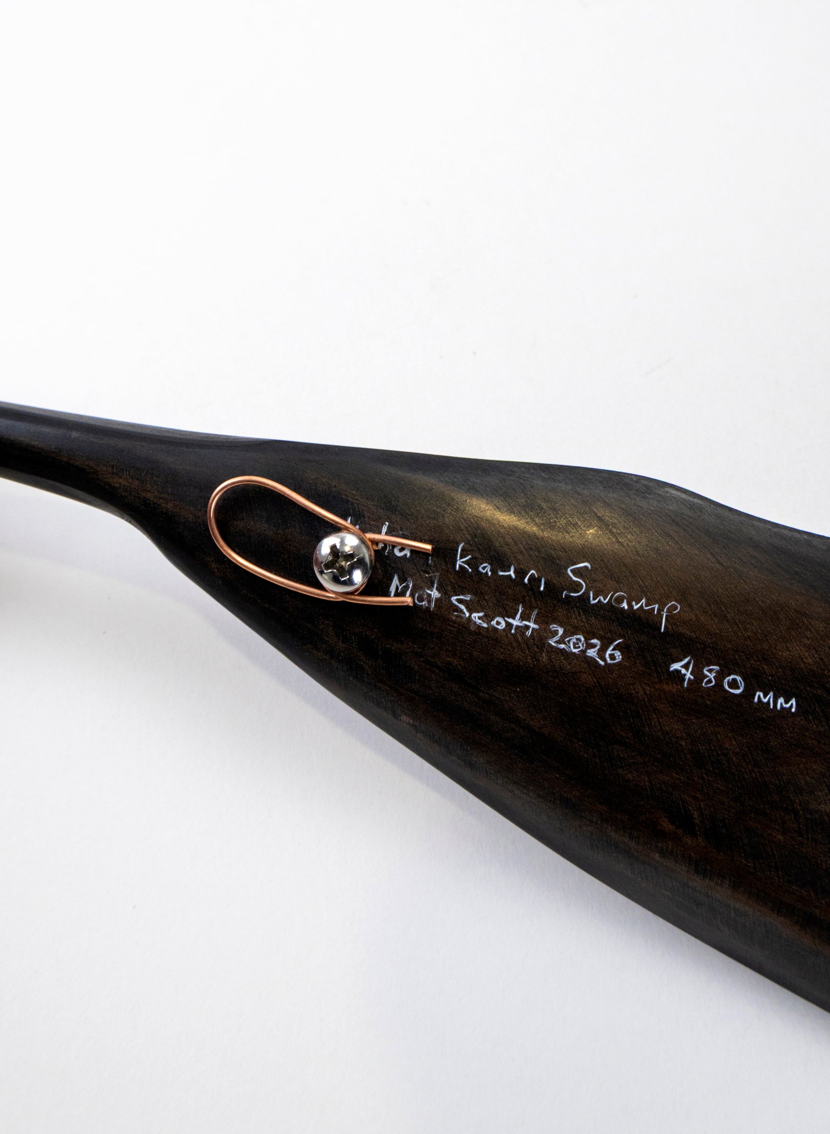 Tūī Swamp Kauri Feather 525mm