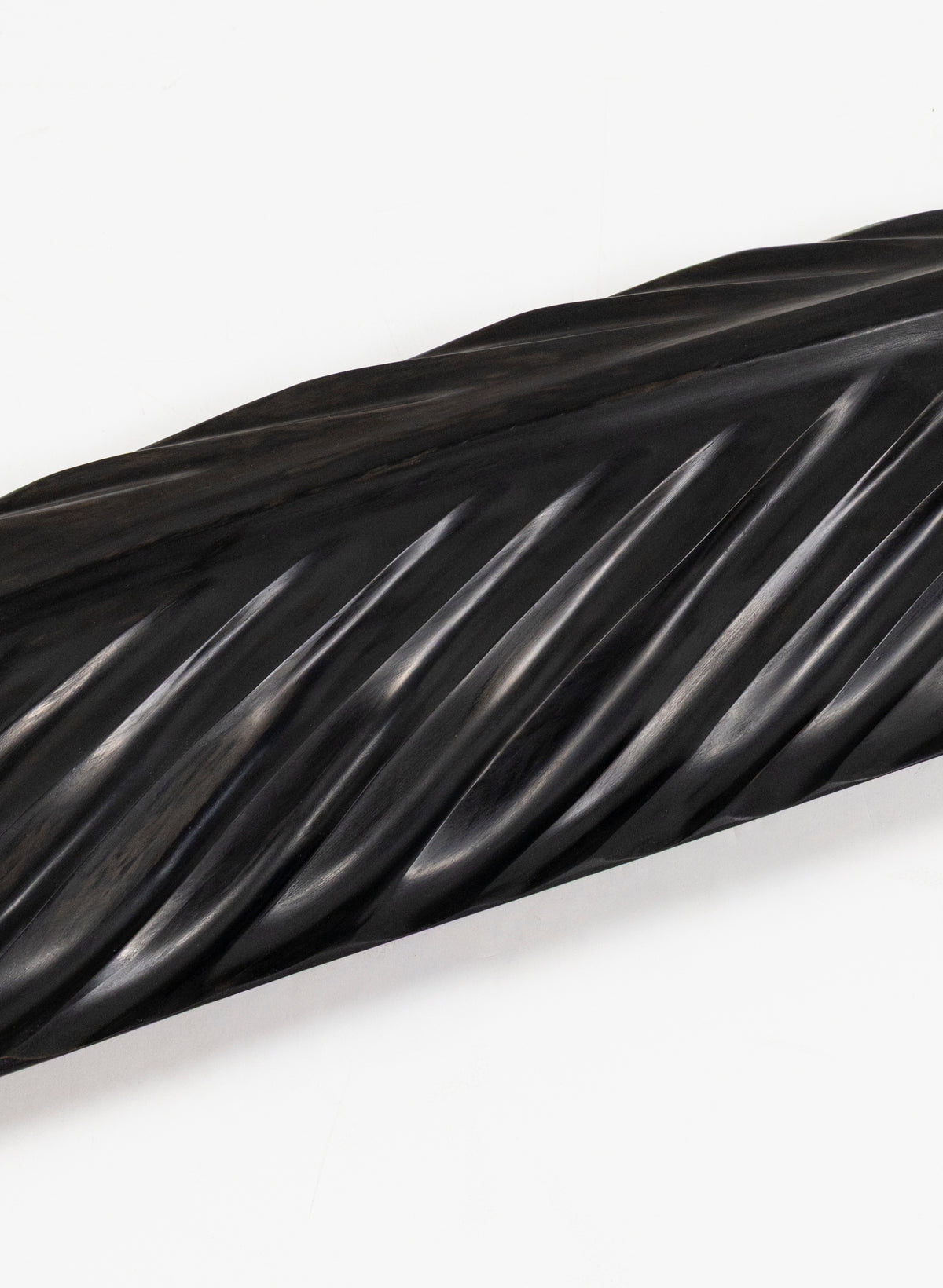 Tūī Swamp Kauri Feather 1.64m