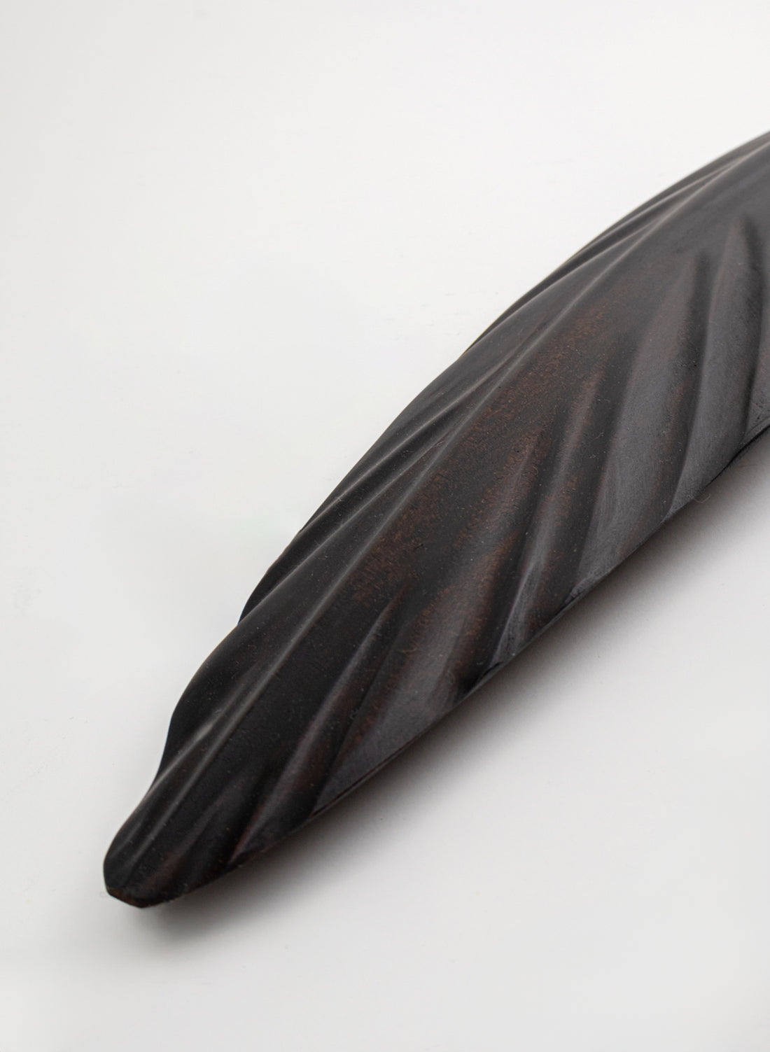 Tui Feather 755mm - Black Swamp Kauri