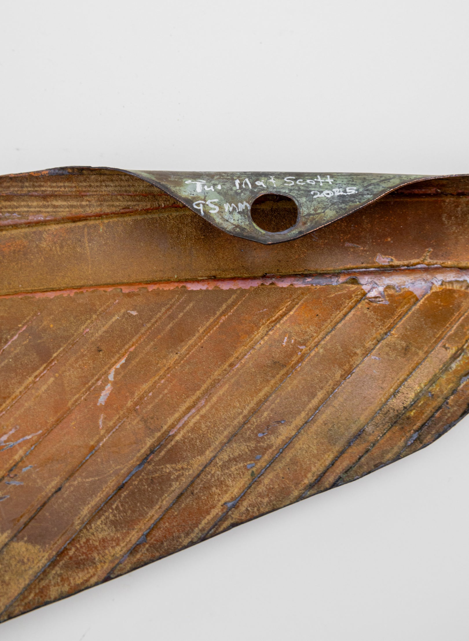 Tui Copper Feather 950mm