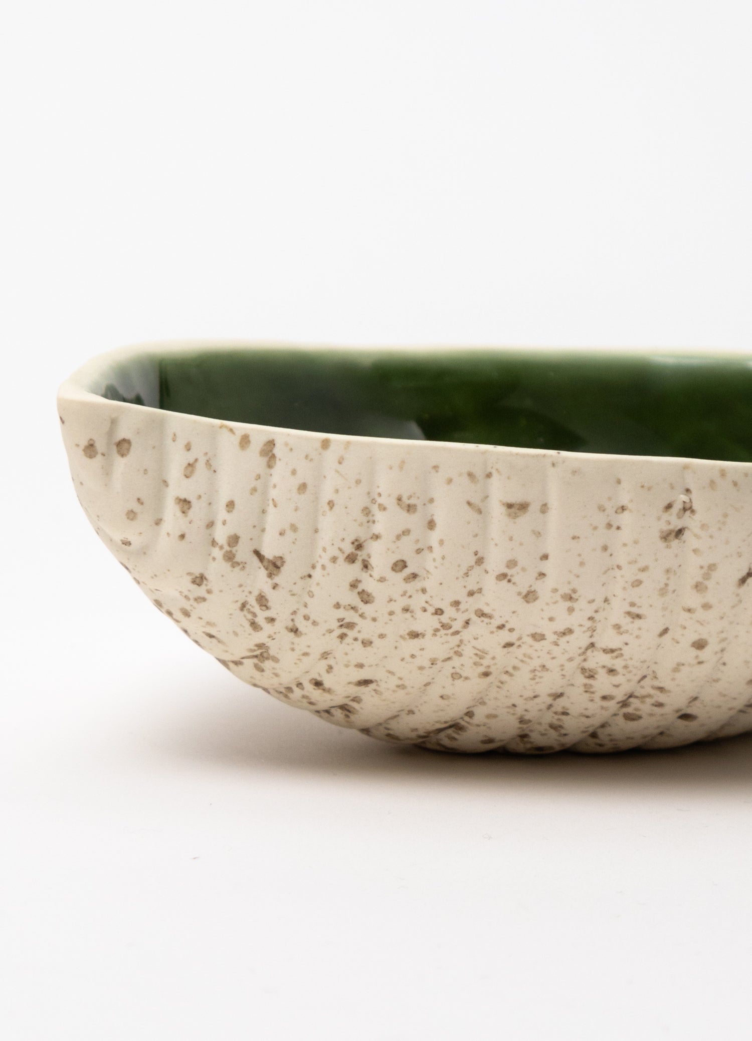 Small Seed Pod Dish - Green