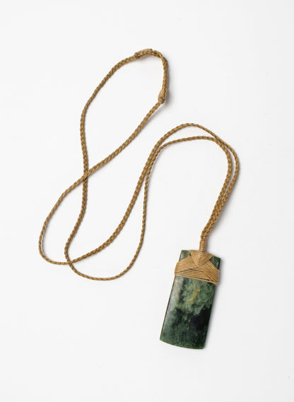 Bound Pounamu Toki