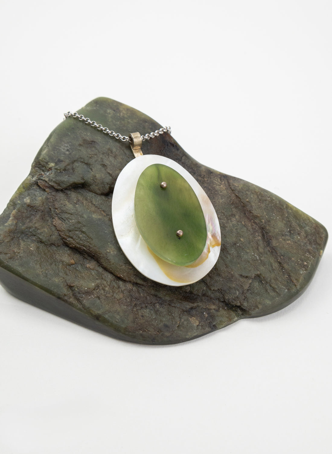 NZ Pounamu &amp; Mother Of Pearl Necklace