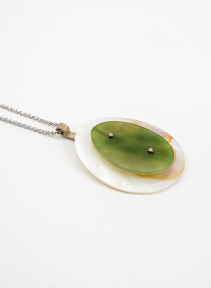 NZ Pounamu &amp; Mother Of Pearl Necklace