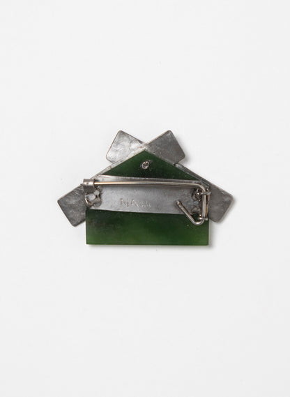 Pounamu, Whare Brooch