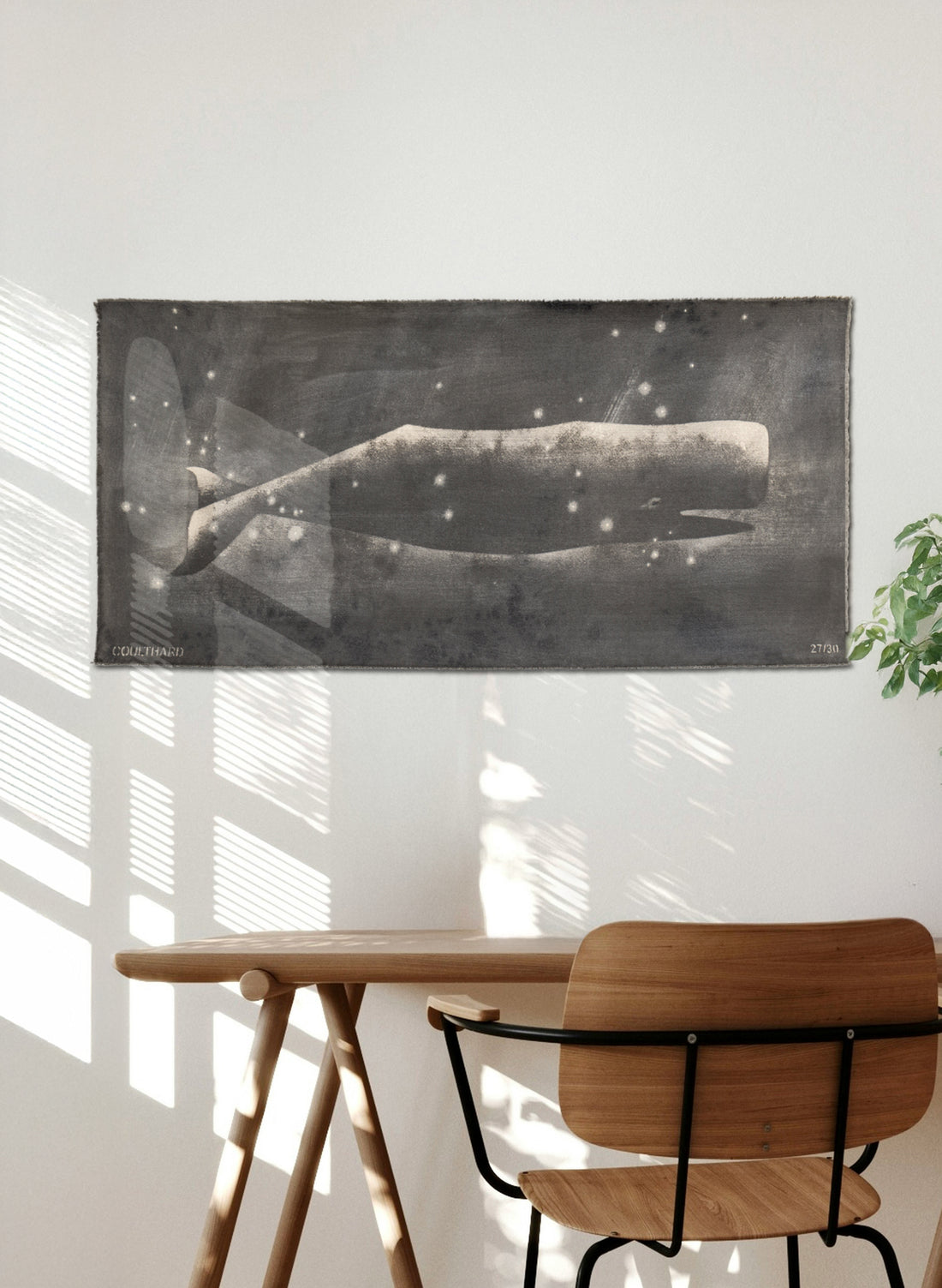 Small Heavy Whale Flag 27/30