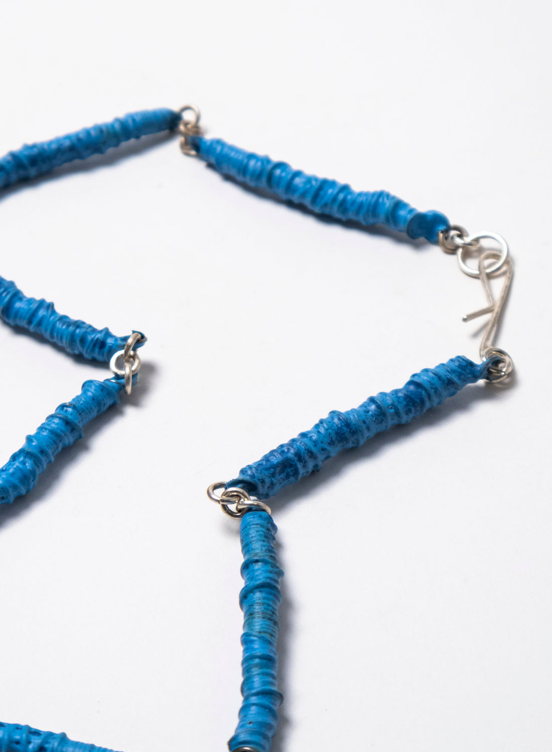Twist and Tube Small Blue Necklace Necklace