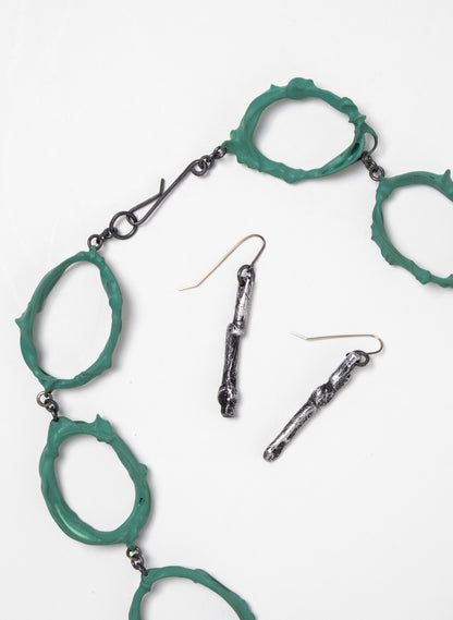 Twist and Turn Necklace