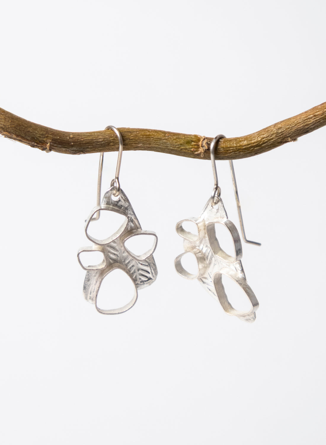 Hollow 4 Pebble Earrings
