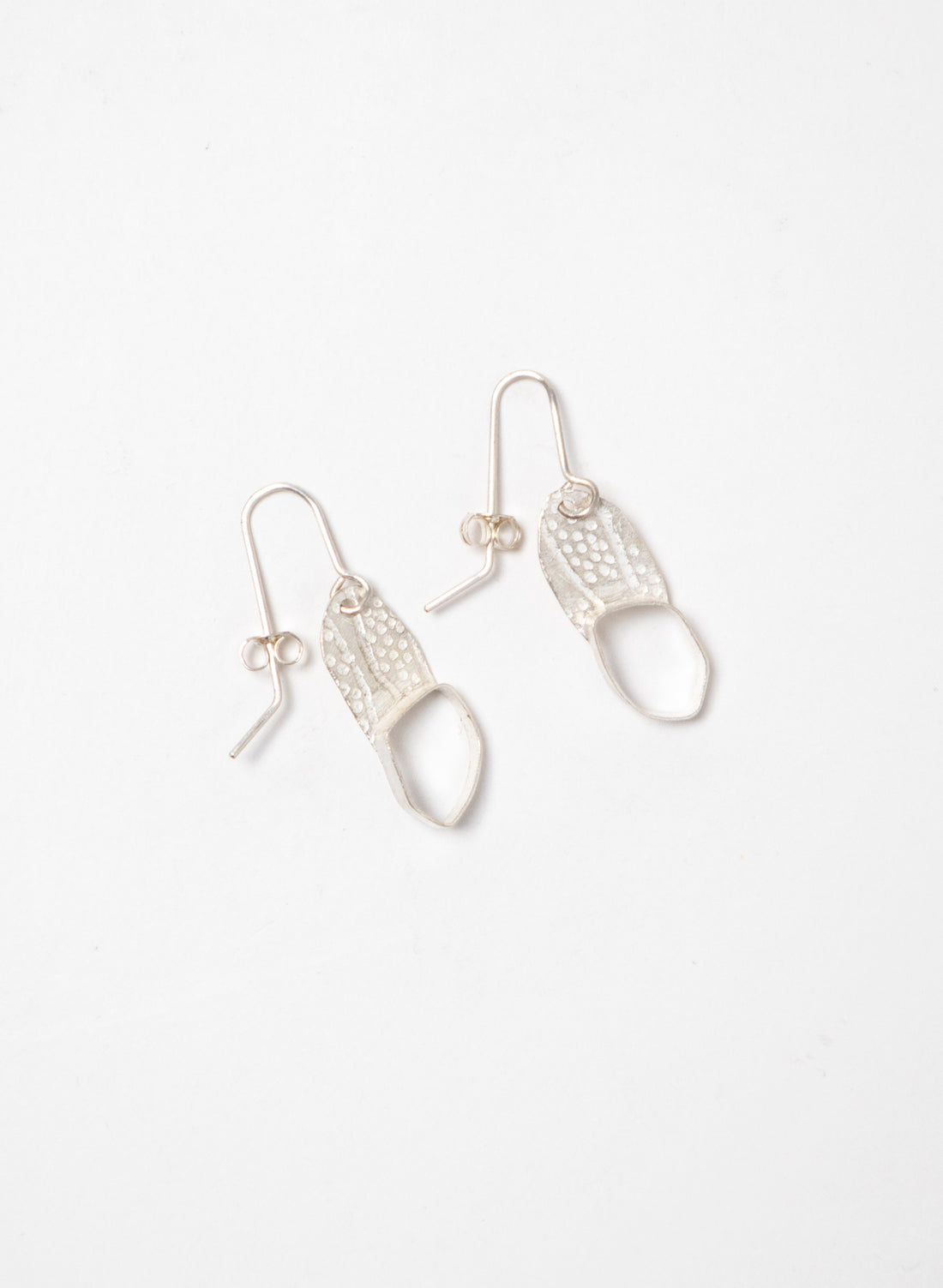 Hollow Single Pebble Earrings