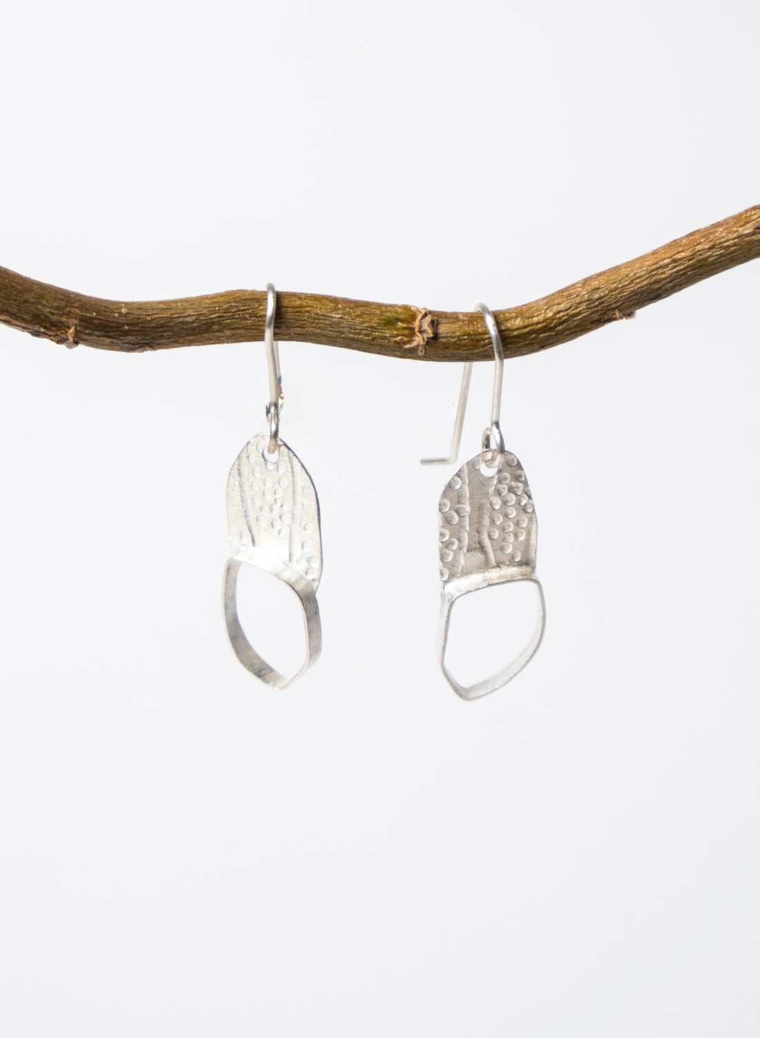 Hollow Single Pebble Earrings