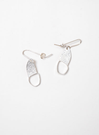Hollow Single Pebble Earrings