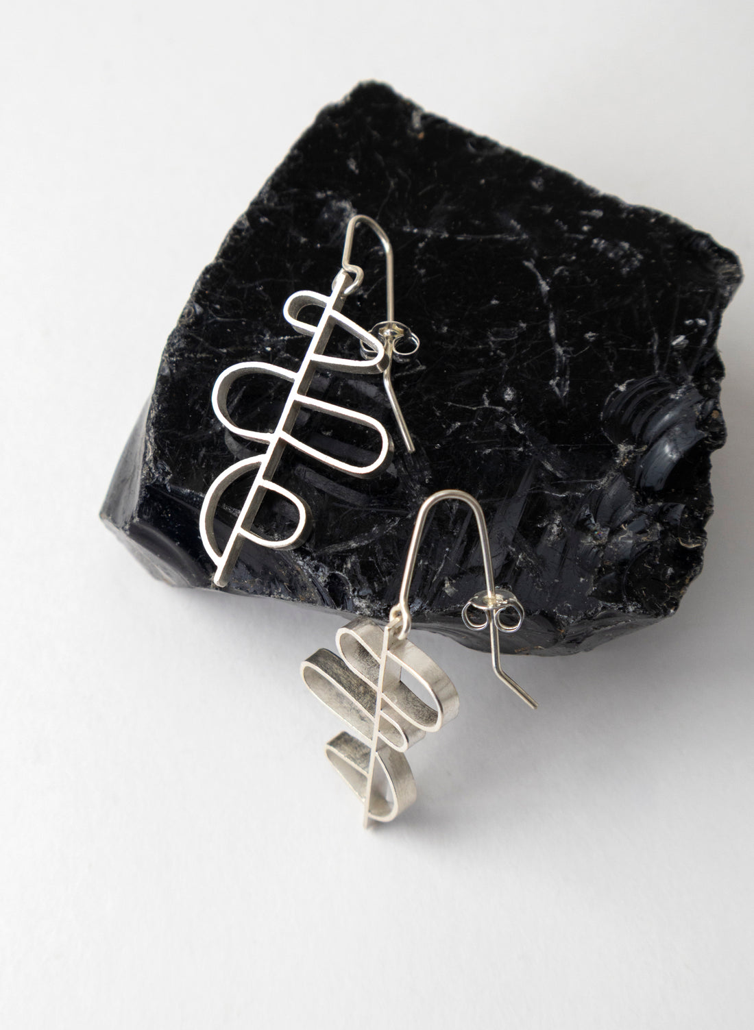 Curved Elements Earrings