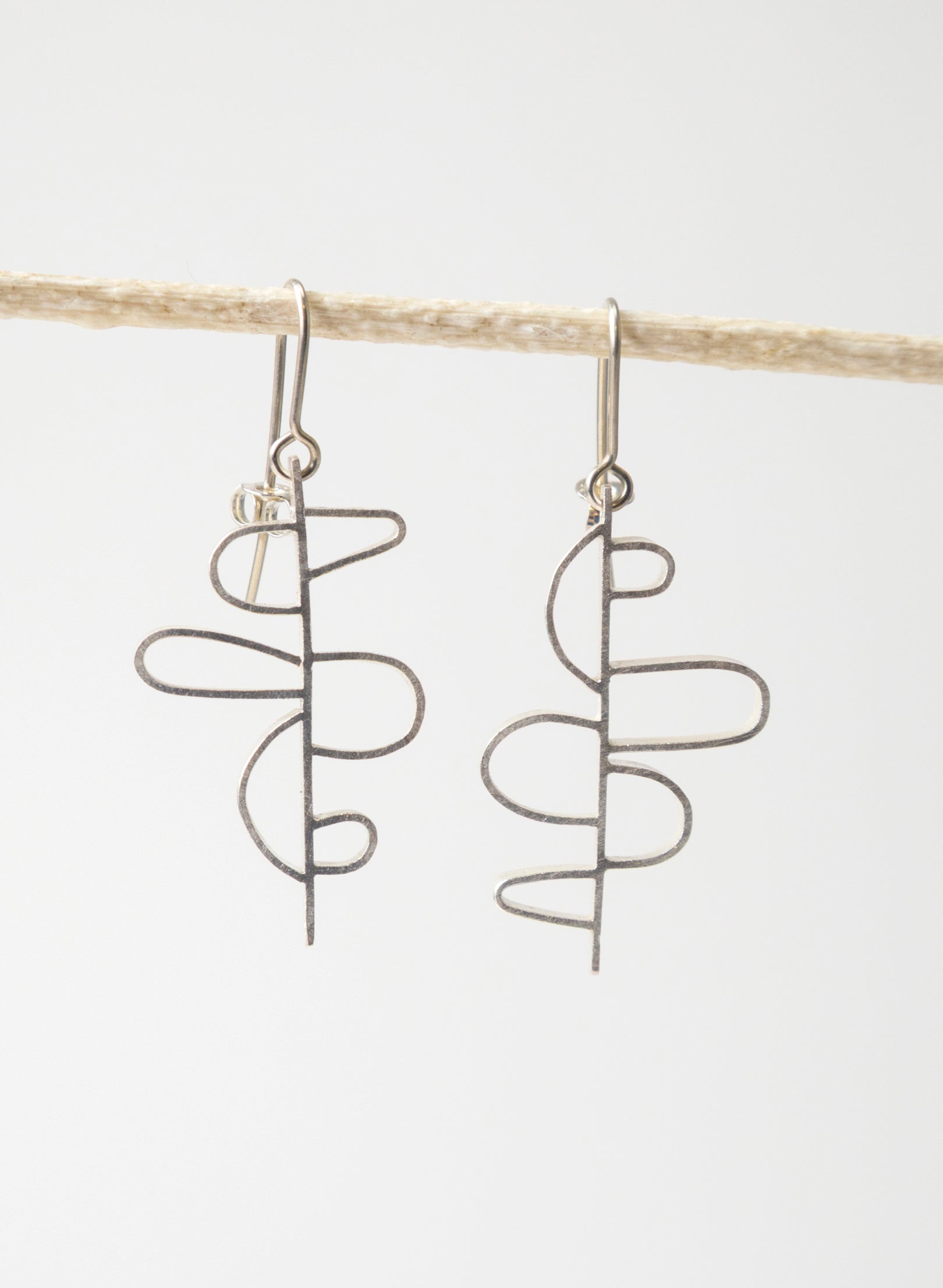 Curved Elements Earrings