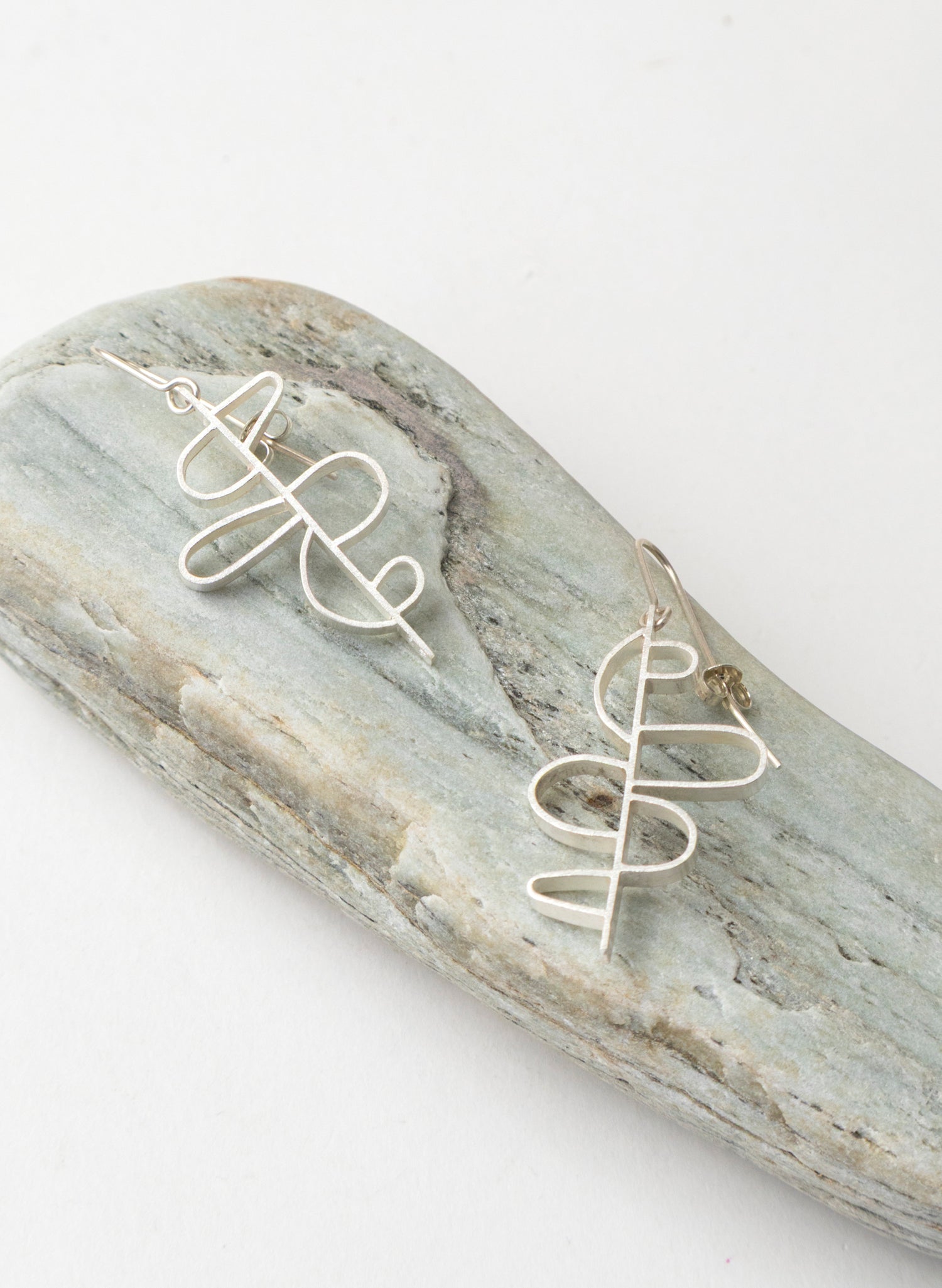 Curved Elements Earrings