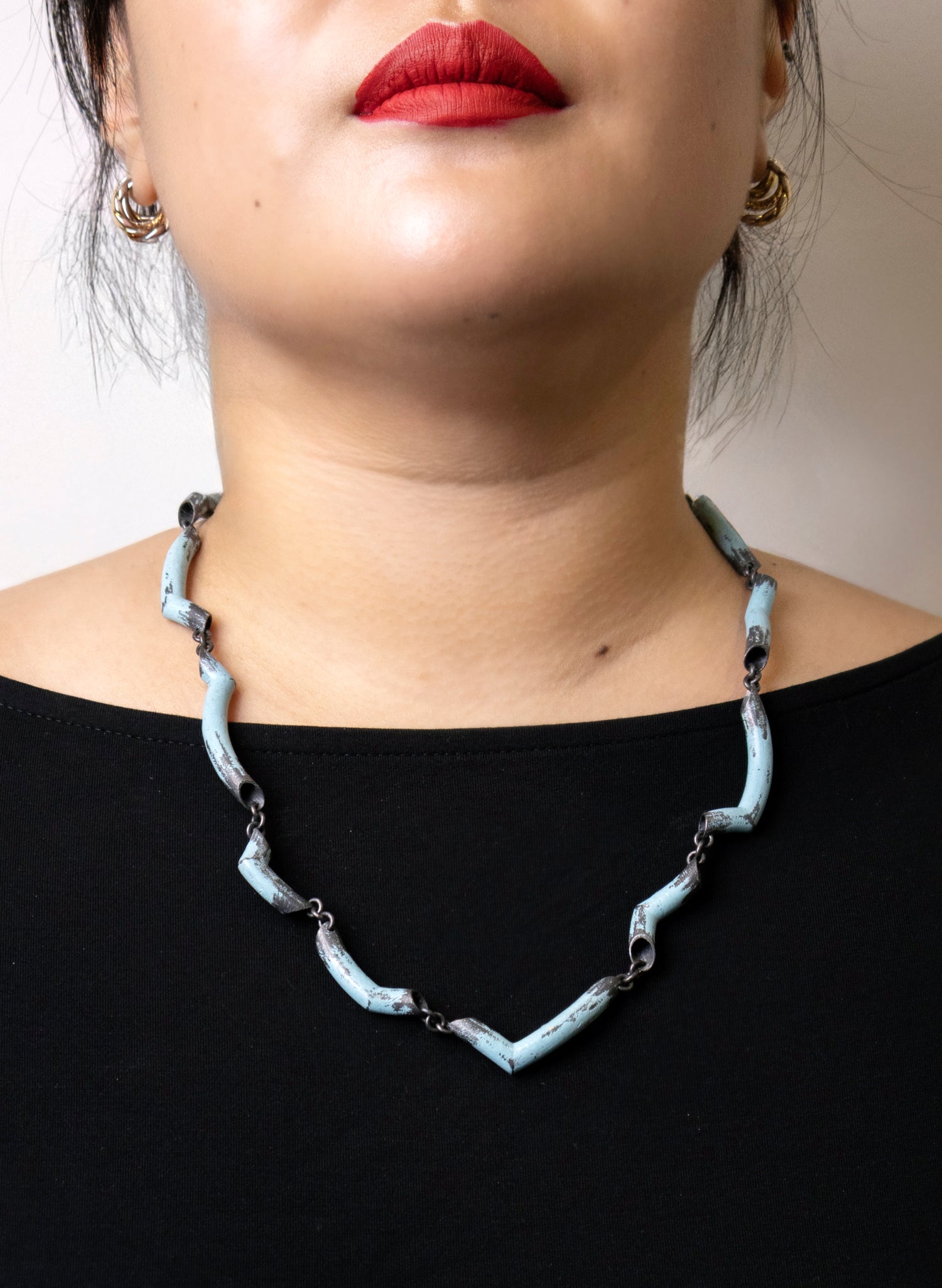 Blue Angle Tube Necklace