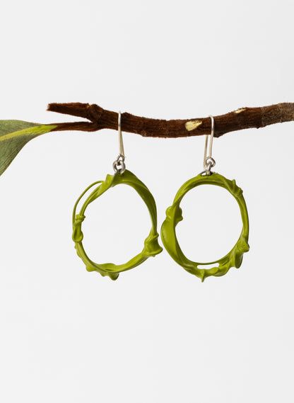 Twist and Turn Oval Earring