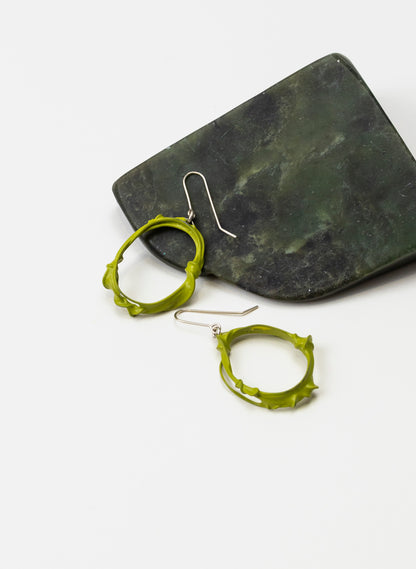 Twist and Turn Oval Earring