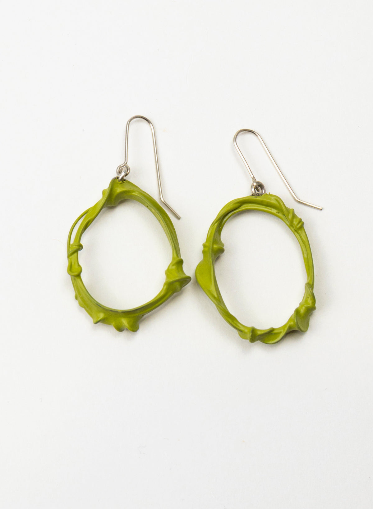 Twist and Turn Oval Earring