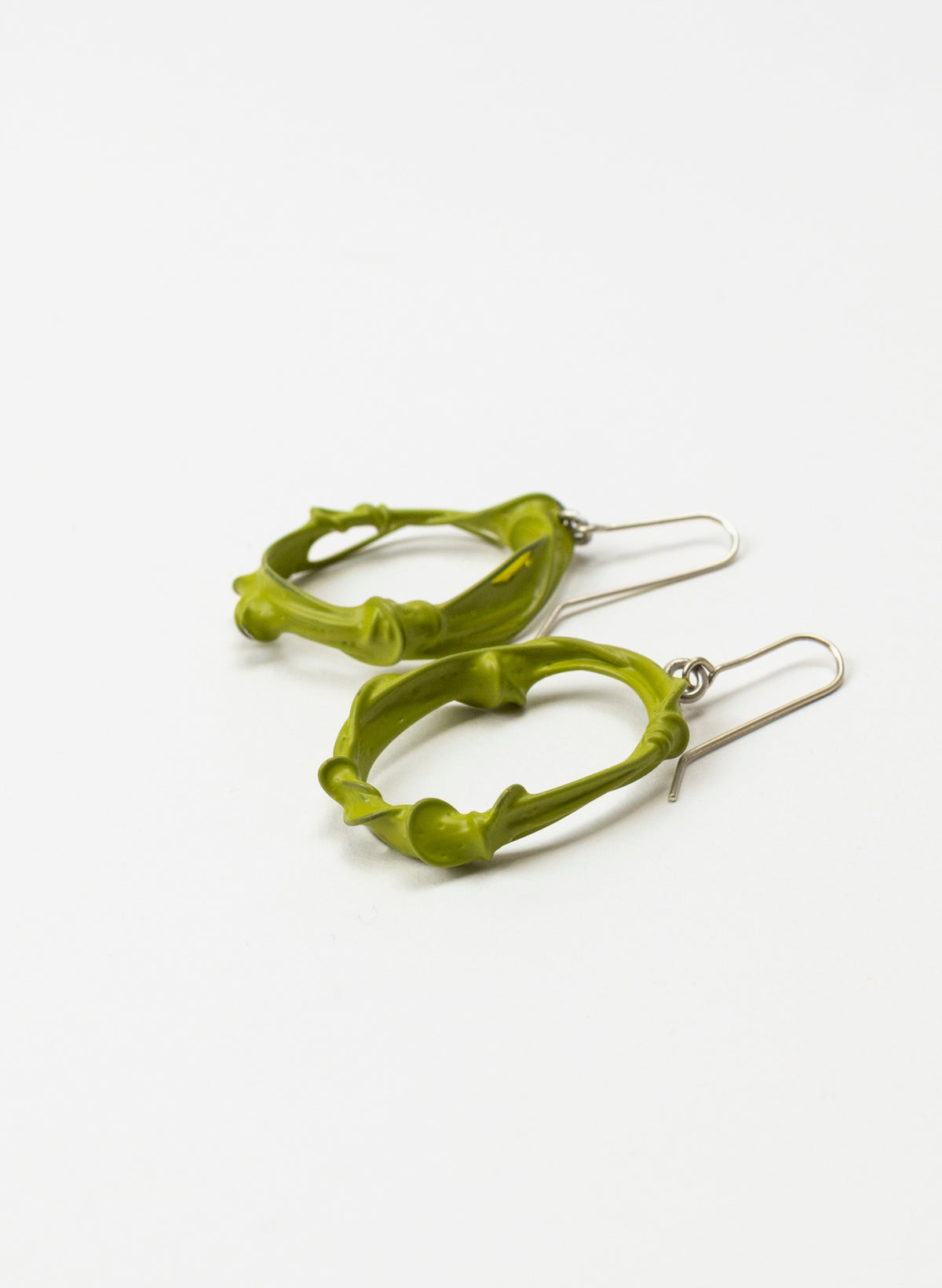Twist and Turn Oval Earring