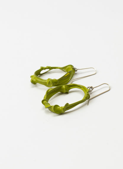 Twist and Turn Oval Earring