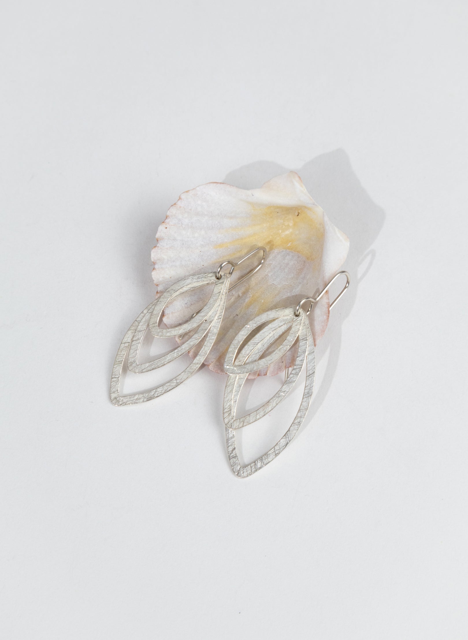Swinging Point Earring - Sterling Silver