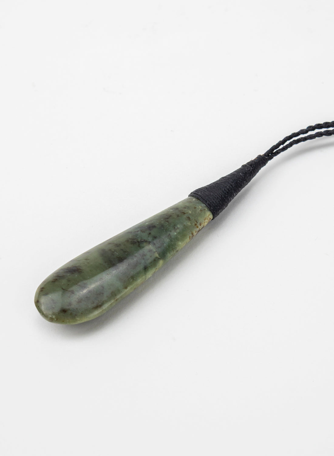 Bound Pounamu Roimata
