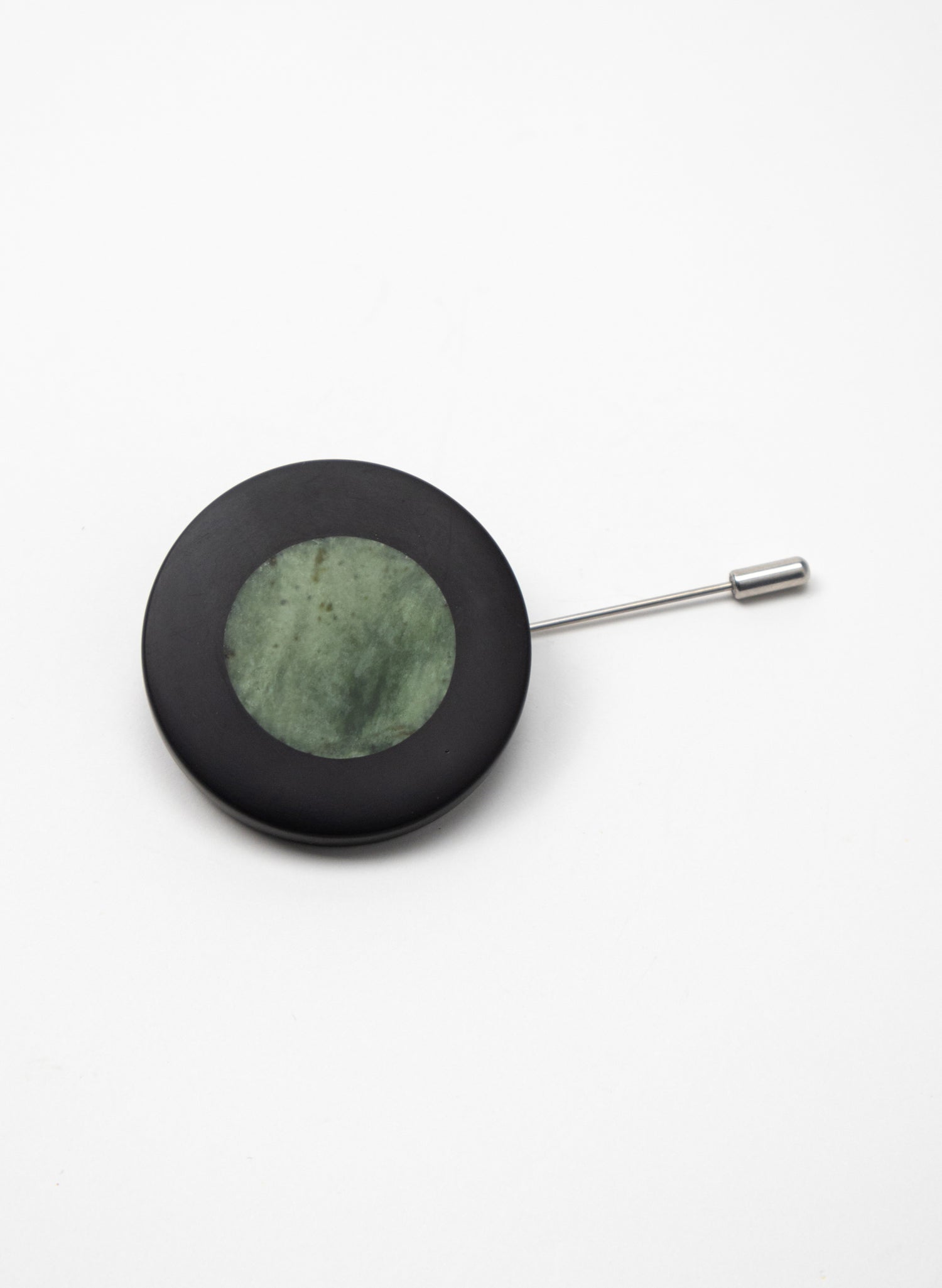 Caim Lapel Pin - Pounamu