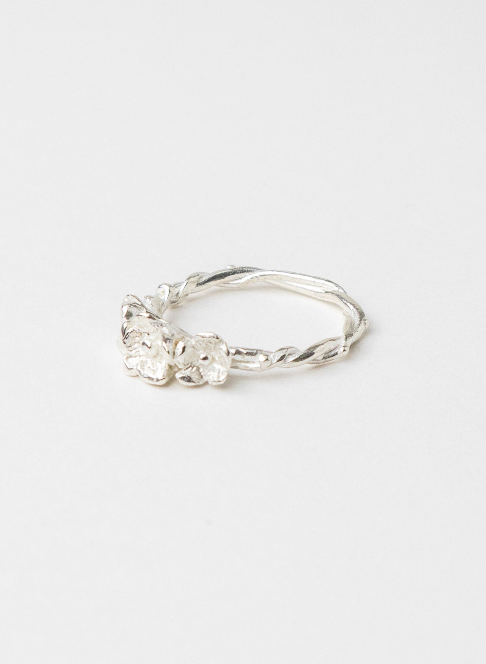 Enchanted Vine Trail Ring