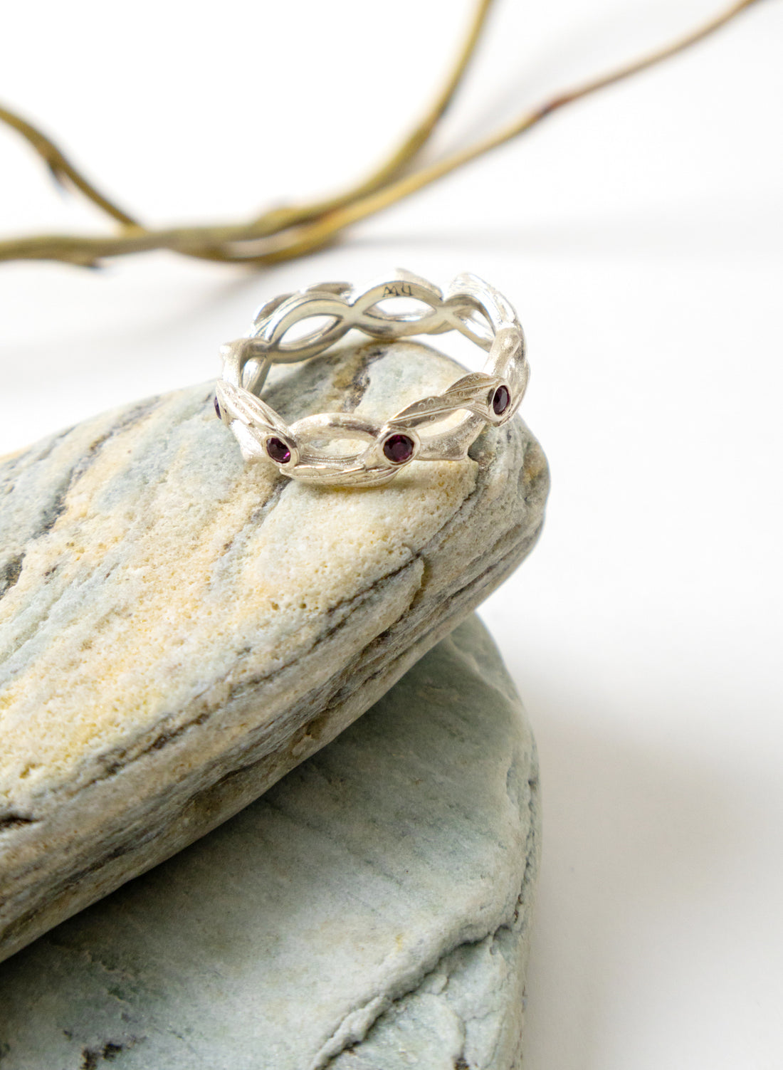 Interwoven Ring Band with Garnet