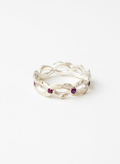 Interwoven Ring Band with Garnet