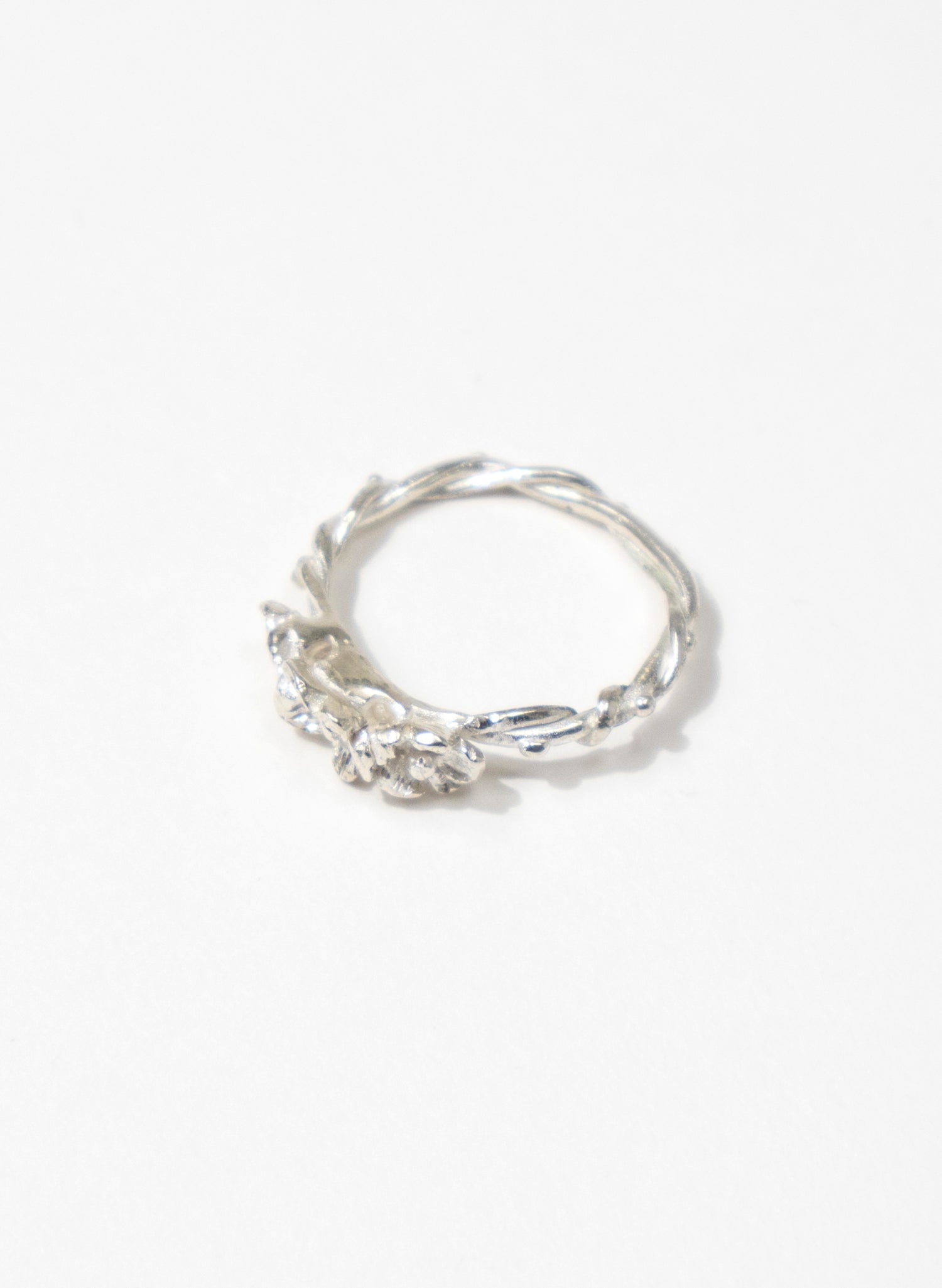 Enchanted Vine Trail Ring